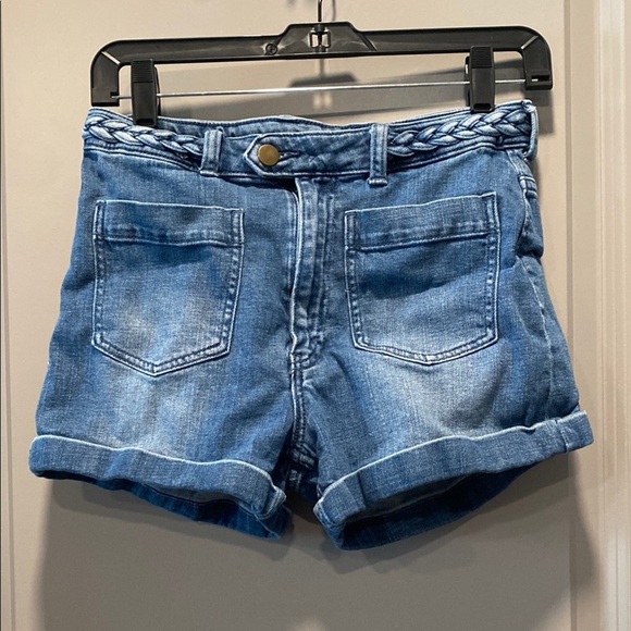 H&M Blue Denim Jean Shorts with Woven Belt | Mid-Rise Fit | Size 8 | Cuffed Hem - Picture 1 of 6